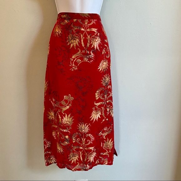 Cynthia Max Dresses & Skirts - Cynthia Max Red and Gold Skirt Medium